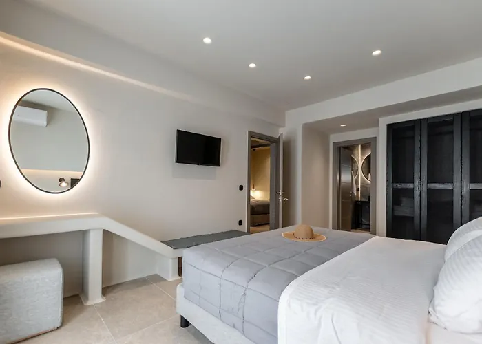 Lithia Exclusive * Πλάκα