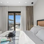 Lithia Exclusive * Plaka (Naxos)