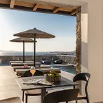 Lithia Exclusive * Plaka (Naxos)