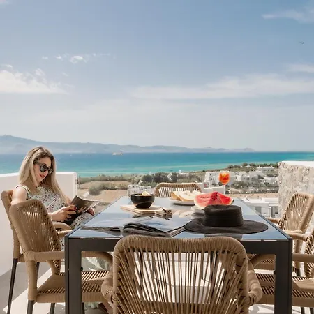 Lithia Exclusive Vila