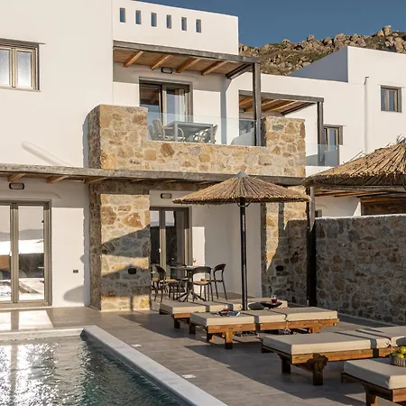 Lithia Exclusive * Plaka (Naxos)